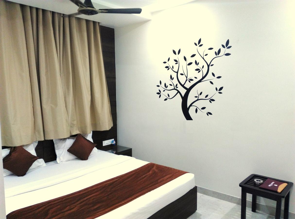Hotel Tilak Bhopál Kültér fotó